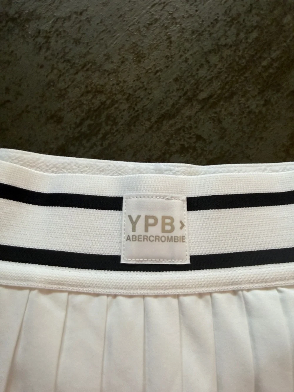 YBG Abercrombie kids activewear skirt